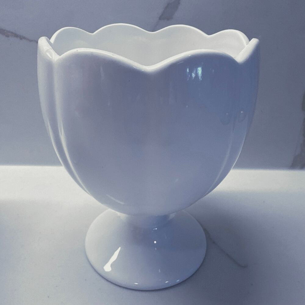 Vintage Set of 4 Porcelain Ice Cream Cups Una Porcelain by Norpro Tulip Dessert